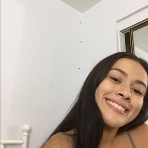 Meet your Posher, Destiny